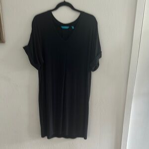 Tori Richard Black Oversized Cuffed Sleeve T-Shirt